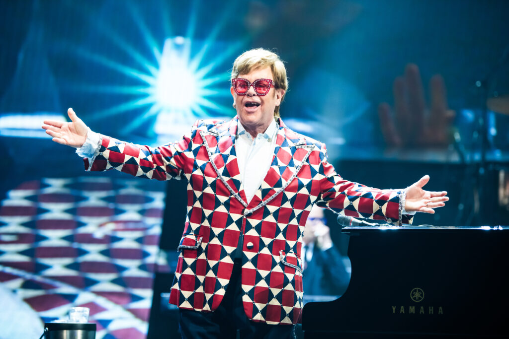 Rock in Rio confirma a lenda Elton John como headliner do Palco Mundo em 07/09, anuncia Gilberto Gil no mesmo dia e espaço, e revela novidades em ação 061523 aberdeen show bengibsonphoto 5021